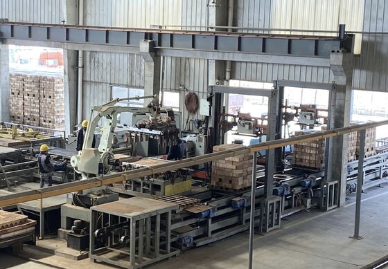 Полностью автоматическая система разгрузки и упаковки кирпича без поддонов для линий по производству глиняного кирпича