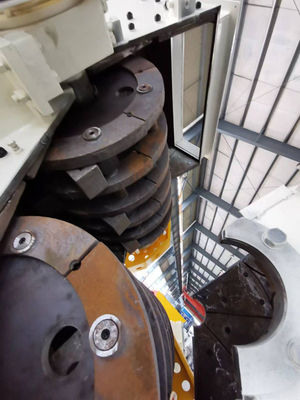 Настраиваемый молоточный дробильщик с выходом материалов ≤3 мм, мощностью 320 кВт и 2-летней гарантией на переработку минералов