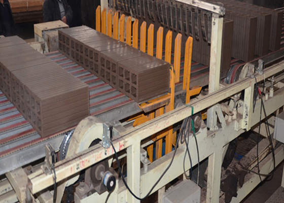 Модель глинорезного станка QTQD-1 с длиной 1254 мм и максимальной высотой реза 300 мм для точной резки кирпичных стен