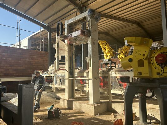 Полностью автоматическая система разгрузки и упаковки обожженного кирпича BBT без поддонов